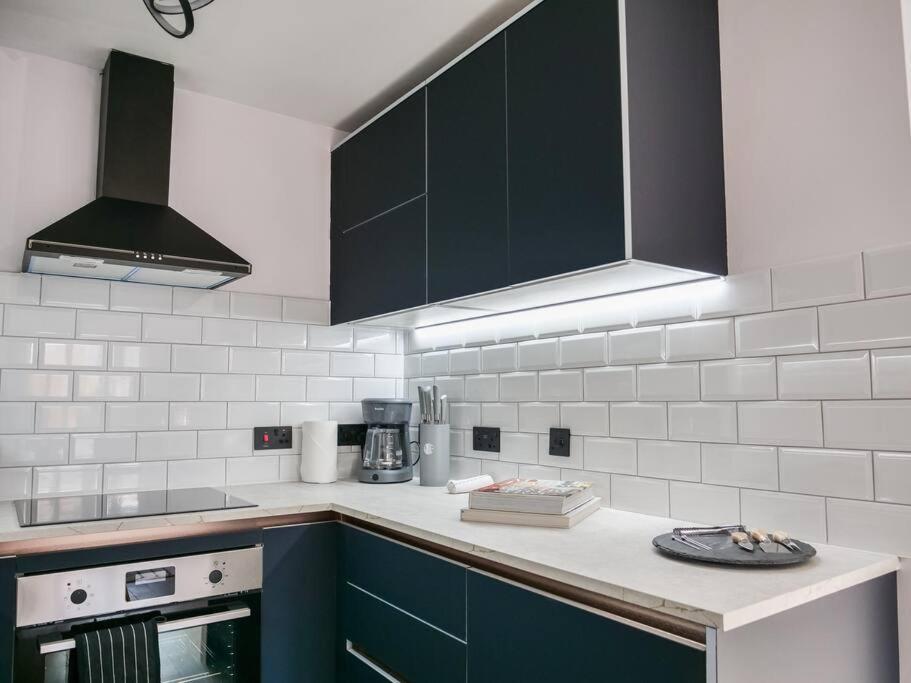 Stylish Retreat For Your Short Getaway Londra Dış mekan fotoğraf